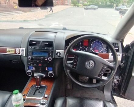 Черный Фольксваген Туарег, объемом двигателя 2.5 л и пробегом 168 тыс. км за 3900 $, фото 6 на Automoto.ua