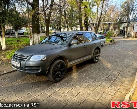 Чорний Фольксваген Туарег, об'ємом двигуна 4.9 л та пробігом 169 тис. км за 6000 $, фото 12 на Automoto.ua