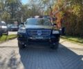 Черный Фольксваген Туарег, объемом двигателя 3.2 л и пробегом 380 тыс. км за 6700 $, фото 1 на Automoto.ua