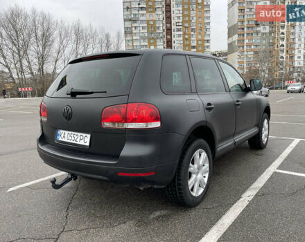 Черный Фольксваген Туарег, объемом двигателя 2.97 л и пробегом 370 тыс. км за 7700 $, фото 3 на Automoto.ua