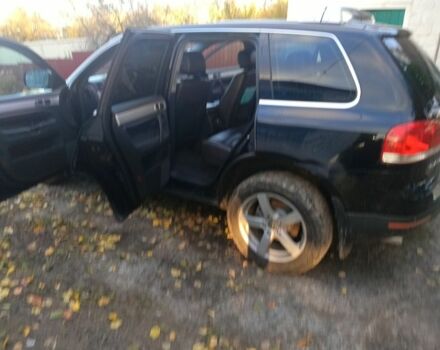 Чорний Фольксваген Туарег, об'ємом двигуна 2 л та пробігом 380 тис. км за 5460 $, фото 8 на Automoto.ua