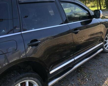 Черный Фольксваген Туарег, объемом двигателя 2.5 л и пробегом 238 тыс. км за 9500 $, фото 4 на Automoto.ua