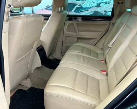 Черный Фольксваген Туарег, объемом двигателя 2.5 л и пробегом 161 тыс. км за 6550 $, фото 12 на Automoto.ua