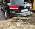 Чорний Фольксваген Туарег, об'ємом двигуна 2.46 л та пробігом 330 тис. км за 7300 $, фото 2 на Automoto.ua