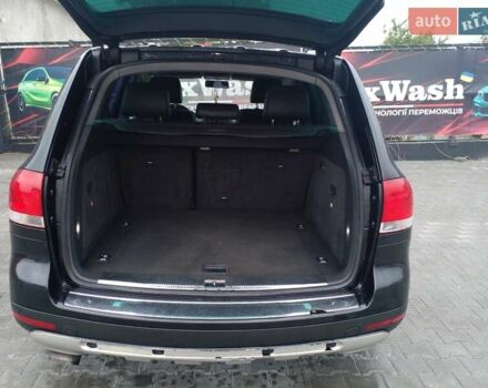 Чорний Фольксваген Туарег, об'ємом двигуна 2.5 л та пробігом 400 тис. км за 8600 $, фото 18 на Automoto.ua