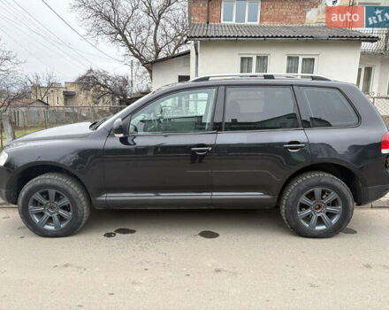 Черный Фольксваген Туарег, объемом двигателя 2.51 л и пробегом 321 тыс. км за 5999 $, фото 2 на Automoto.ua