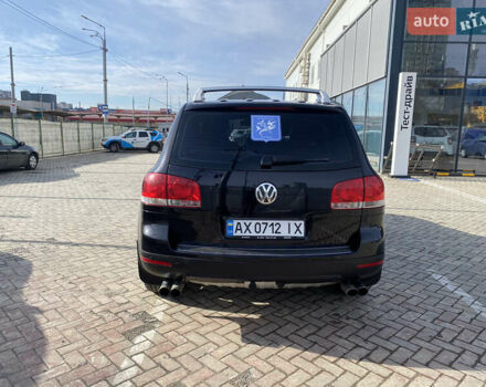 Чорний Фольксваген Туарег, об'ємом двигуна 3.2 л та пробігом 256 тис. км за 9200 $, фото 4 на Automoto.ua