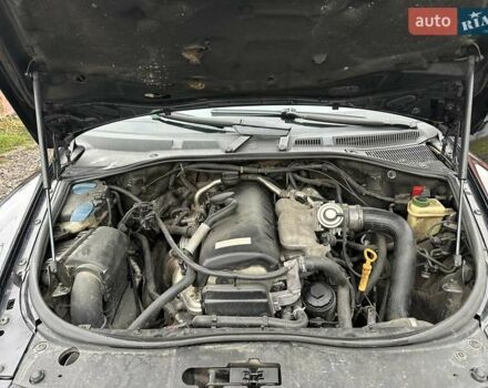 Черный Фольксваген Туарег, объемом двигателя 2.46 л и пробегом 225 тыс. км за 6450 $, фото 36 на Automoto.ua