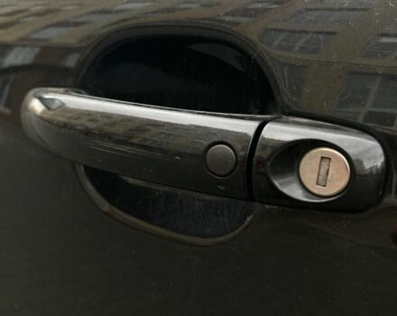 Черный Фольксваген Туарег, объемом двигателя 5 л и пробегом 225 тыс. км за 4099 $, фото 14 на Automoto.ua