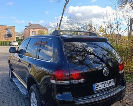 Черный Фольксваген Туарег, объемом двигателя 2.5 л и пробегом 333 тыс. км за 8200 $, фото 6 на Automoto.ua