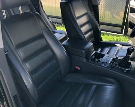 Черный Фольксваген Туарег, объемом двигателя 2.5 л и пробегом 238 тыс. км за 9500 $, фото 8 на Automoto.ua