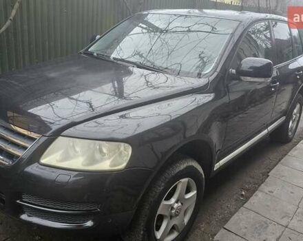 Чорний Фольксваген Туарег, об'ємом двигуна 2.46 л та пробігом 390 тис. км за 8500 $, фото 2 на Automoto.ua