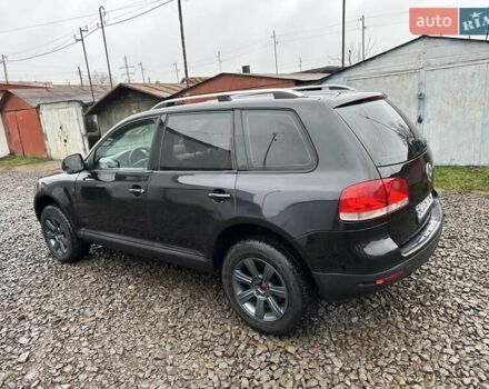 Черный Фольксваген Туарег, объемом двигателя 2.46 л и пробегом 225 тыс. км за 6450 $, фото 3 на Automoto.ua