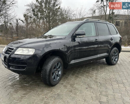 Черный Фольксваген Туарег, объемом двигателя 2.46 л и пробегом 221 тыс. км за 6700 $, фото 2 на Automoto.ua