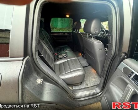 Чорний Фольксваген Туарег, об'ємом двигуна 4.9 л та пробігом 169 тис. км за 6000 $, фото 3 на Automoto.ua