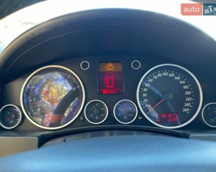 Черный Фольксваген Туарег, объемом двигателя 3.19 л и пробегом 381 тыс. км за 6700 $, фото 13 на Automoto.ua