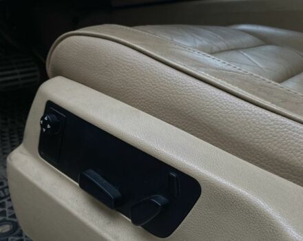 Черный Фольксваген Туарег, объемом двигателя 5 л и пробегом 225 тыс. км за 4099 $, фото 16 на Automoto.ua