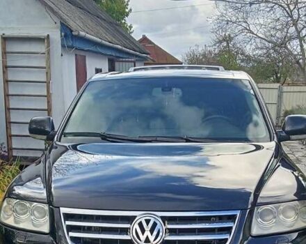 Черный Фольксваген Туарег, объемом двигателя 5 л и пробегом 315 тыс. км за 8500 $, фото 3 на Automoto.ua