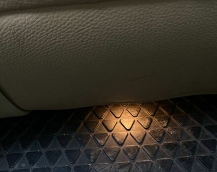 Черный Фольксваген Туарег, объемом двигателя 5 л и пробегом 225 тыс. км за 4099 $, фото 12 на Automoto.ua