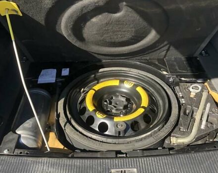 Черный Фольксваген Туарег, объемом двигателя 2.5 л и пробегом 238 тыс. км за 9500 $, фото 5 на Automoto.ua