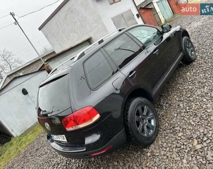 Черный Фольксваген Туарег, объемом двигателя 2.46 л и пробегом 225 тыс. км за 6450 $, фото 9 на Automoto.ua