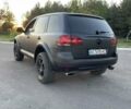 Черный Фольксваген Туарег, объемом двигателя 2.5 л и пробегом 260 тыс. км за 8000 $, фото 6 на Automoto.ua