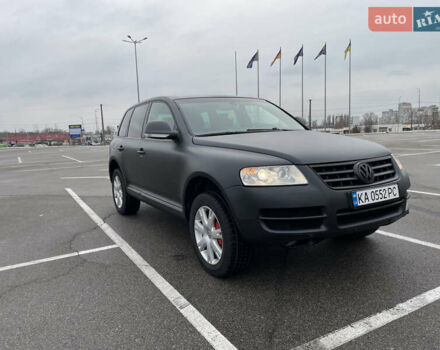 Черный Фольксваген Туарег, объемом двигателя 2.97 л и пробегом 370 тыс. км за 7700 $, фото 1 на Automoto.ua