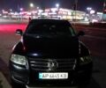 Черный Фольксваген Туарег, объемом двигателя 2.5 л и пробегом 351 тыс. км за 7500 $, фото 1 на Automoto.ua