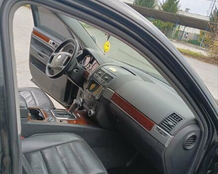 Черный Фольксваген Туарег, объемом двигателя 2.46 л и пробегом 288 тыс. км за 6800 $, фото 9 на Automoto.ua