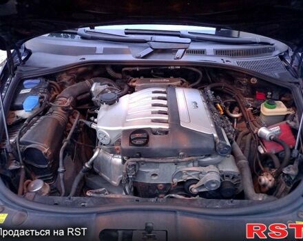 Черный Фольксваген Туарег, объемом двигателя 3.2 л и пробегом 204 тыс. км за 7700 $, фото 4 на Automoto.ua