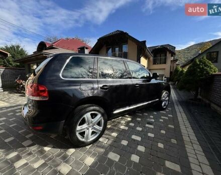 Черный Фольксваген Туарег, объемом двигателя 3 л и пробегом 187 тыс. км за 12000 $, фото 3 на Automoto.ua