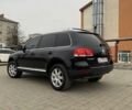 Черный Фольксваген Туарег, объемом двигателя 2.97 л и пробегом 390 тыс. км за 8700 $, фото 5 на Automoto.ua