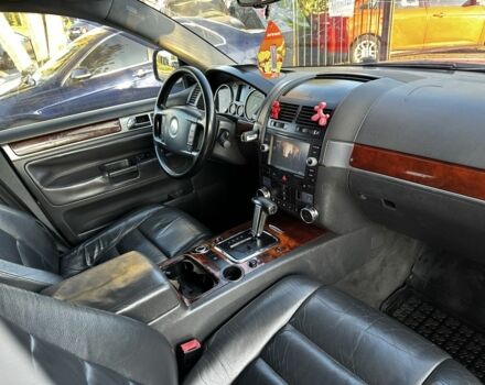 Чорний Фольксваген Туарег, об'ємом двигуна 2.5 л та пробігом 340 тис. км за 8900 $, фото 12 на Automoto.ua