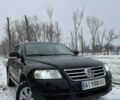 Чорний Фольксваген Туарег, об'ємом двигуна 2.97 л та пробігом 343 тис. км за 9000 $, фото 2 на Automoto.ua
