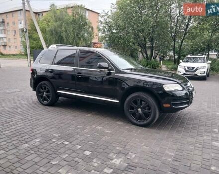 Черный Фольксваген Туарег, объемом двигателя 3.2 л и пробегом 280 тыс. км за 7999 $, фото 1 на Automoto.ua