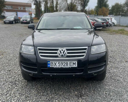 Чорний Фольксваген Туарег, об'ємом двигуна 2.46 л та пробігом 190 тис. км за 8800 $, фото 1 на Automoto.ua