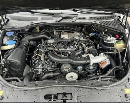 Черный Фольксваген Туарег, объемом двигателя 0 л и пробегом 320 тыс. км за 3600 $, фото 7 на Automoto.ua