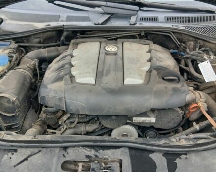 Черный Фольксваген Туарег, объемом двигателя 3 л и пробегом 408 тыс. км за 10500 $, фото 14 на Automoto.ua