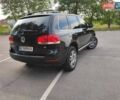 Черный Фольксваген Туарег, объемом двигателя 2.5 л и пробегом 251 тыс. км за 9650 $, фото 6 на Automoto.ua
