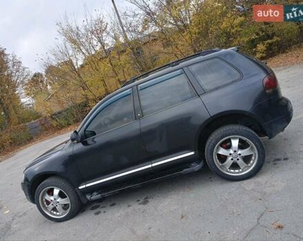 Черный Фольксваген Туарег, объемом двигателя 2.46 л и пробегом 288 тыс. км за 6800 $, фото 8 на Automoto.ua