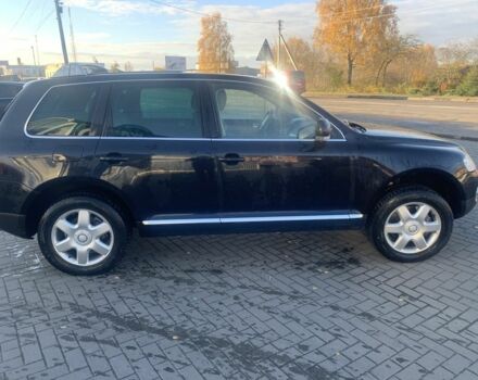 Чорний Фольксваген Туарег, об'ємом двигуна 5 л та пробігом 370 тис. км за 4200 $, фото 3 на Automoto.ua