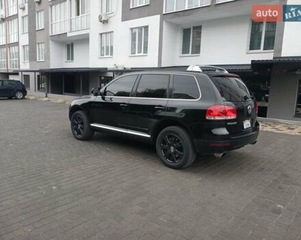 Черный Фольксваген Туарег, объемом двигателя 3.2 л и пробегом 280 тыс. км за 7700 $, фото 12 на Automoto.ua