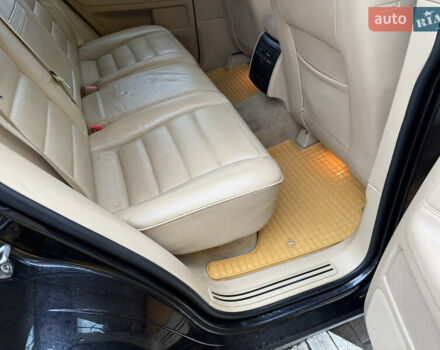 Черный Фольксваген Туарег, объемом двигателя 2.97 л и пробегом 329 тыс. км за 9500 $, фото 28 на Automoto.ua