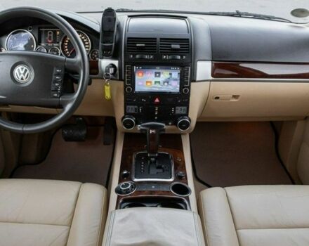 Черный Фольксваген Туарег, объемом двигателя 3 л и пробегом 266 тыс. км за 4350 $, фото 8 на Automoto.ua