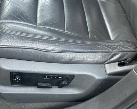 Чорний Фольксваген Туарег, об'ємом двигуна 3 л та пробігом 326 тис. км за 4800 $, фото 10 на Automoto.ua