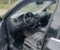 Черный Фольксваген Туарег, объемом двигателя 3 л и пробегом 408 тыс. км за 10500 $, фото 10 на Automoto.ua