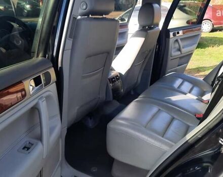 Черный Фольксваген Туарег, объемом двигателя 2.46 л и пробегом 245 тыс. км за 8500 $, фото 8 на Automoto.ua