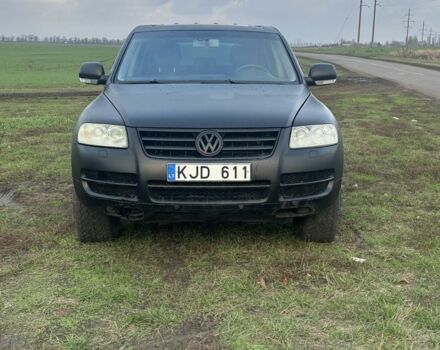 Чорний Фольксваген Туарег, об'ємом двигуна 3 л та пробігом 326 тис. км за 4800 $, фото 1 на Automoto.ua