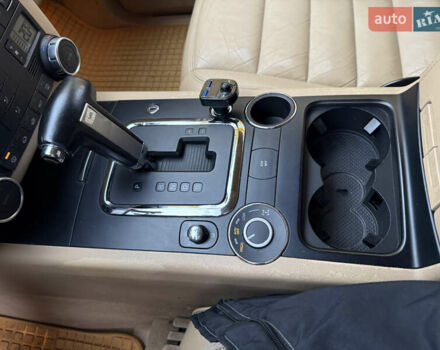 Черный Фольксваген Туарег, объемом двигателя 2.97 л и пробегом 329 тыс. км за 9500 $, фото 36 на Automoto.ua