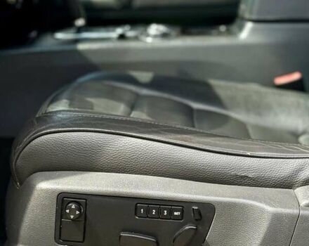 Черный Фольксваген Туарег, объемом двигателя 2.97 л и пробегом 260 тыс. км за 9500 $, фото 1 на Automoto.ua